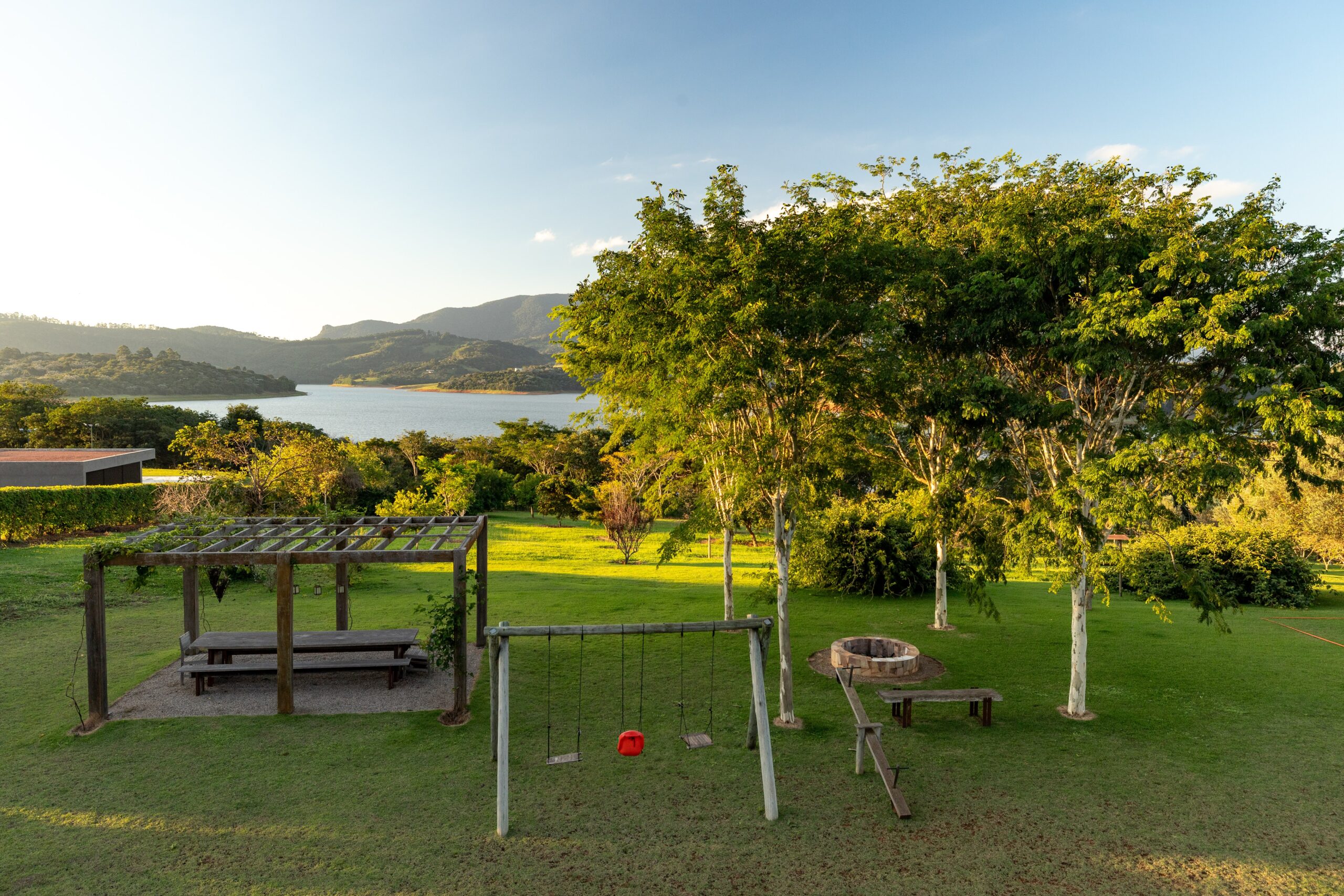 Aluguel casa de luxoPiracaia, Villa 30